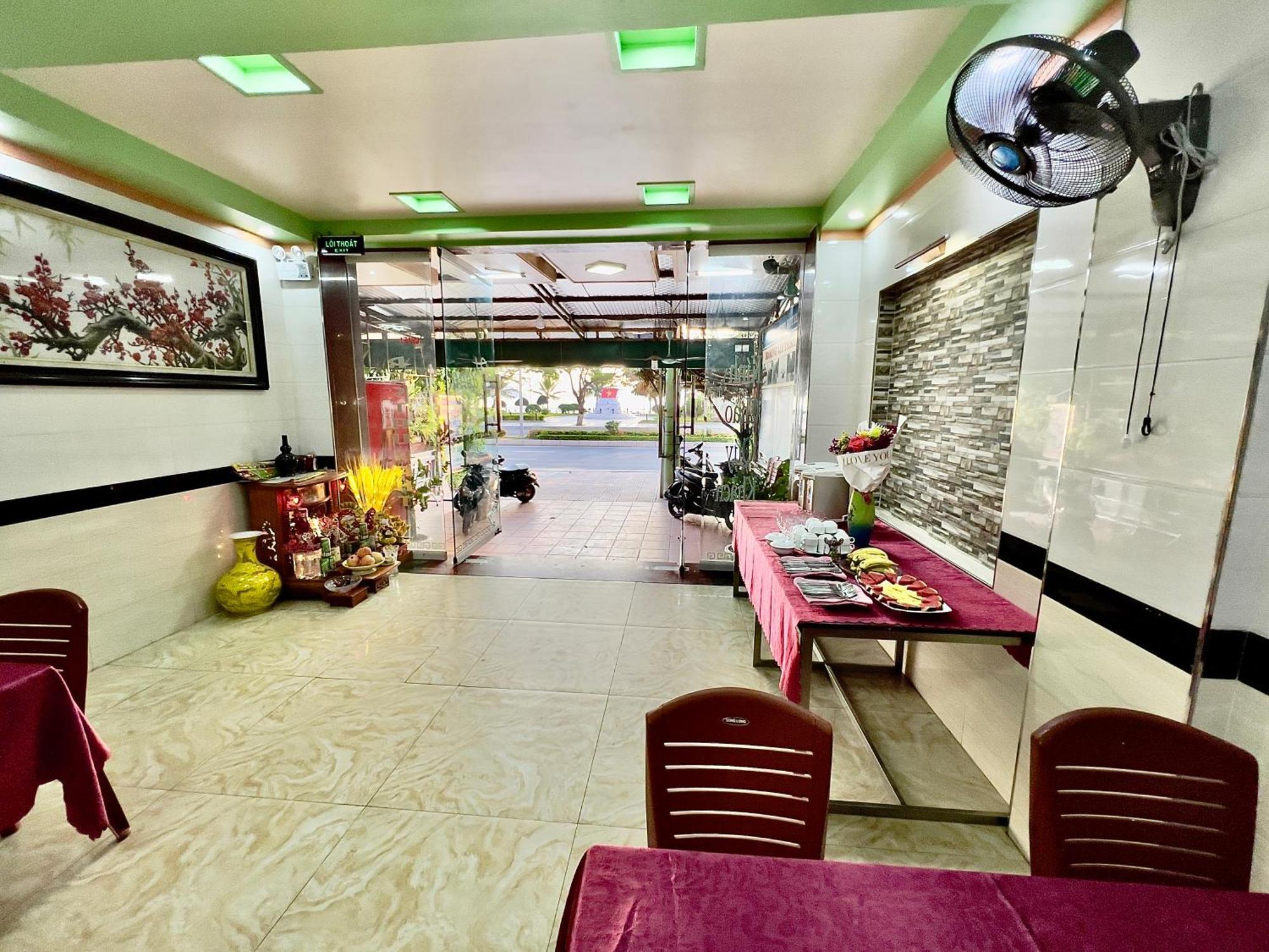 Manh Vuong Hotel Catba Dong Khe Sau Extérieur photo