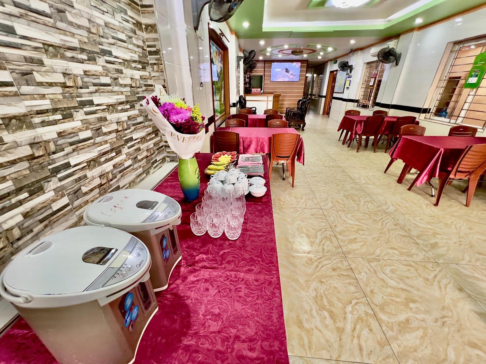 Manh Vuong Hotel Catba Dong Khe Sau Extérieur photo