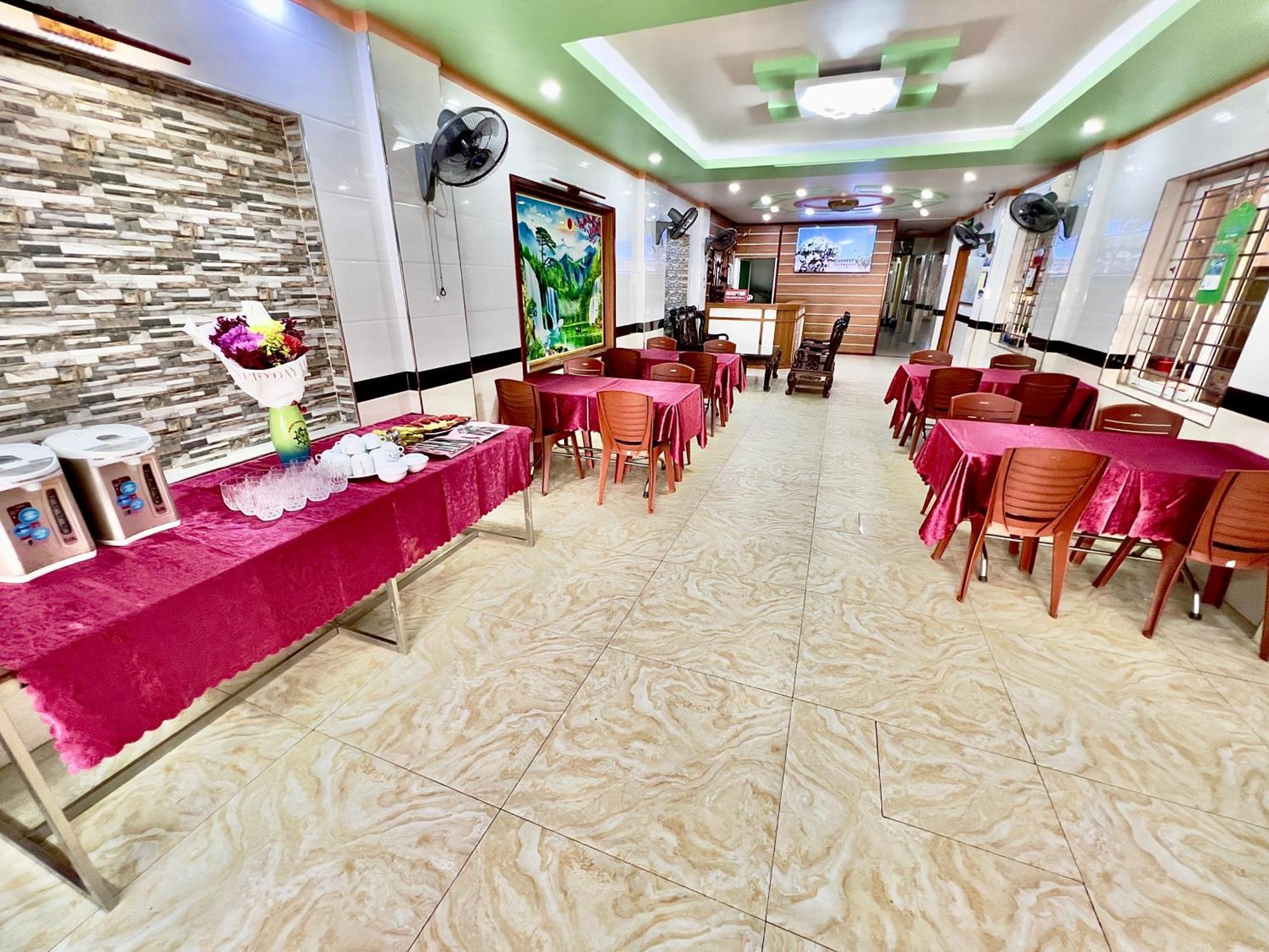 Manh Vuong Hotel Catba Dong Khe Sau Extérieur photo