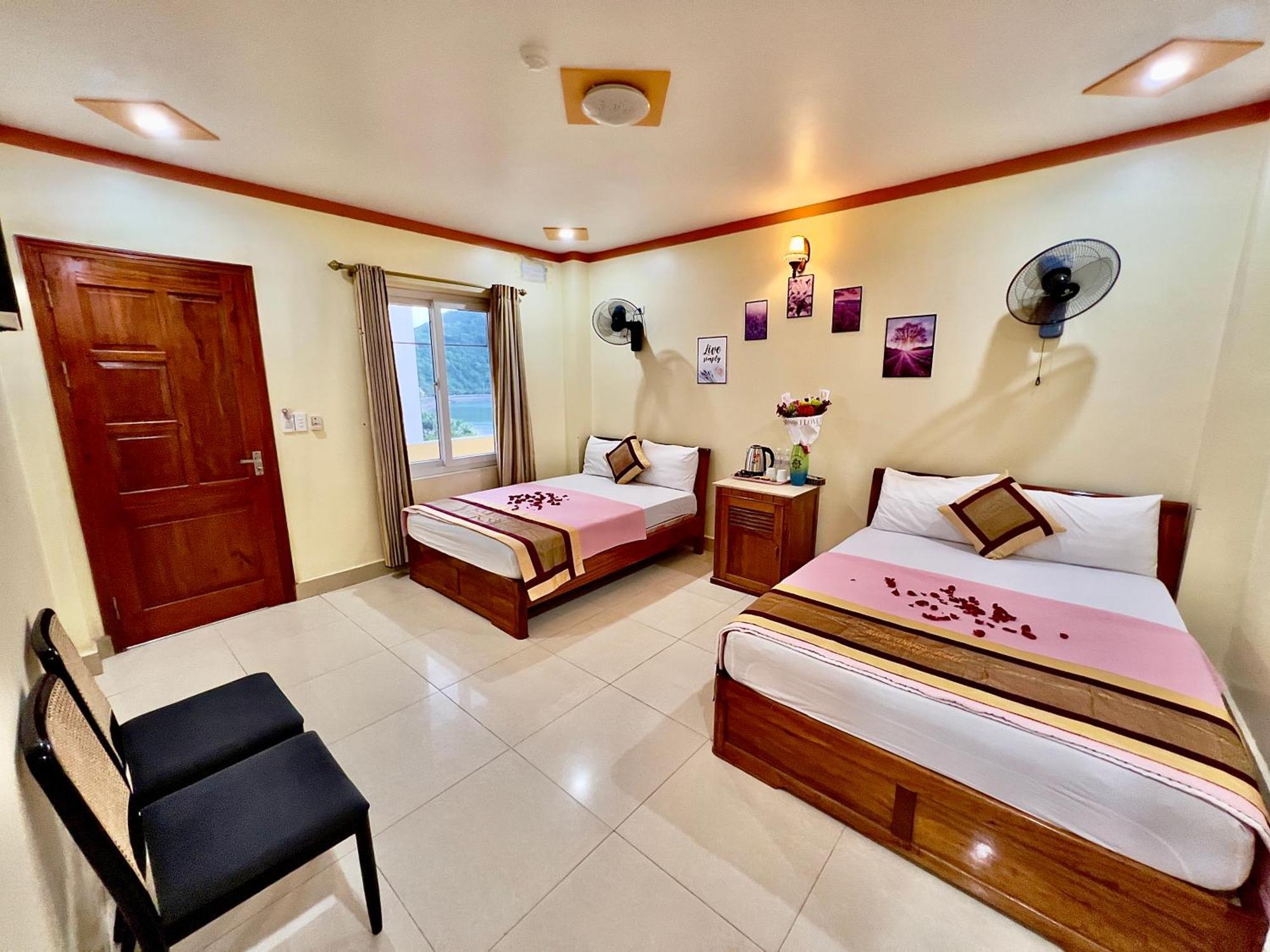 Manh Vuong Hotel Catba Dong Khe Sau Extérieur photo