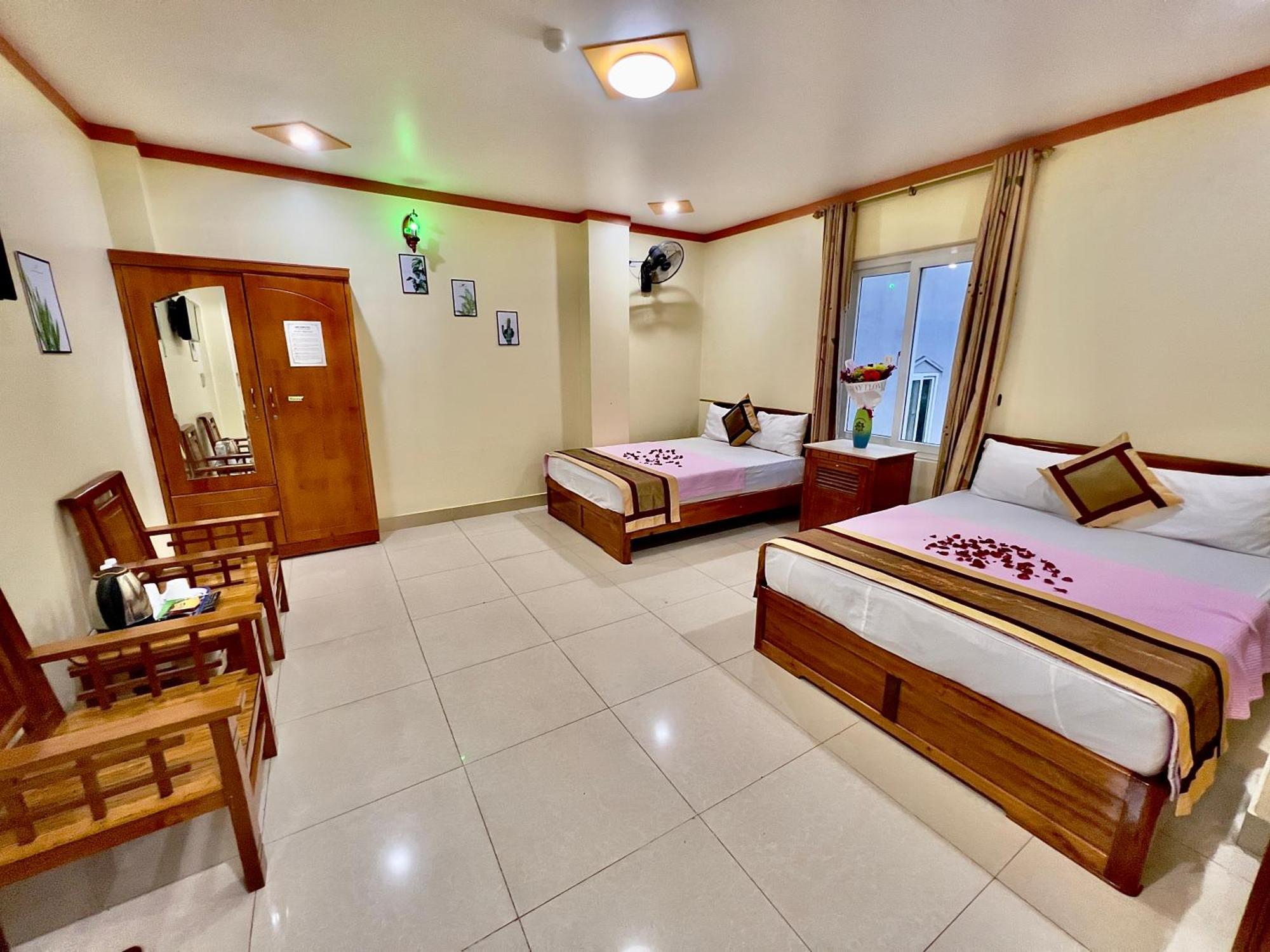 Manh Vuong Hotel Catba Dong Khe Sau Extérieur photo