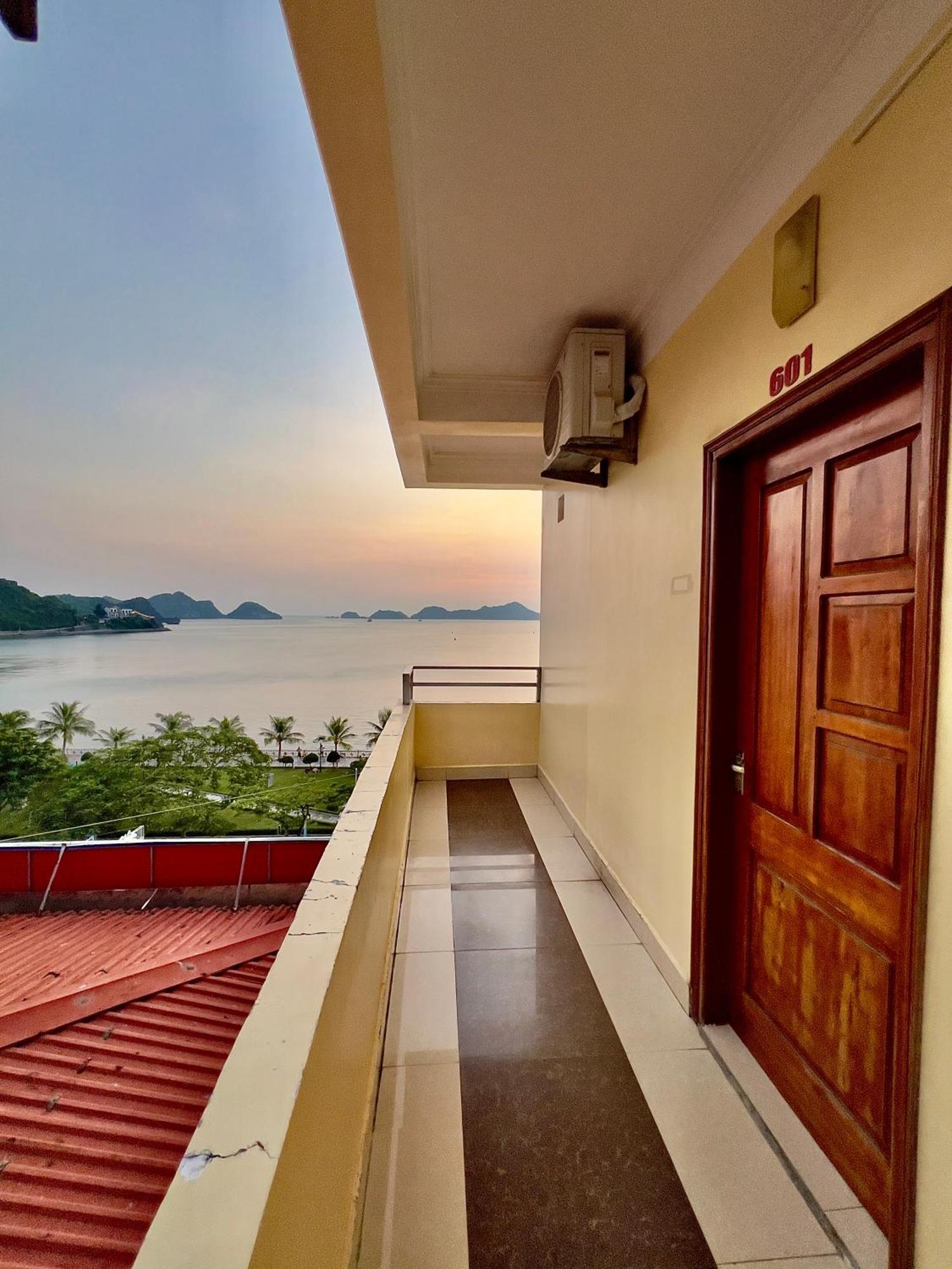 Manh Vuong Hotel Catba Dong Khe Sau Extérieur photo