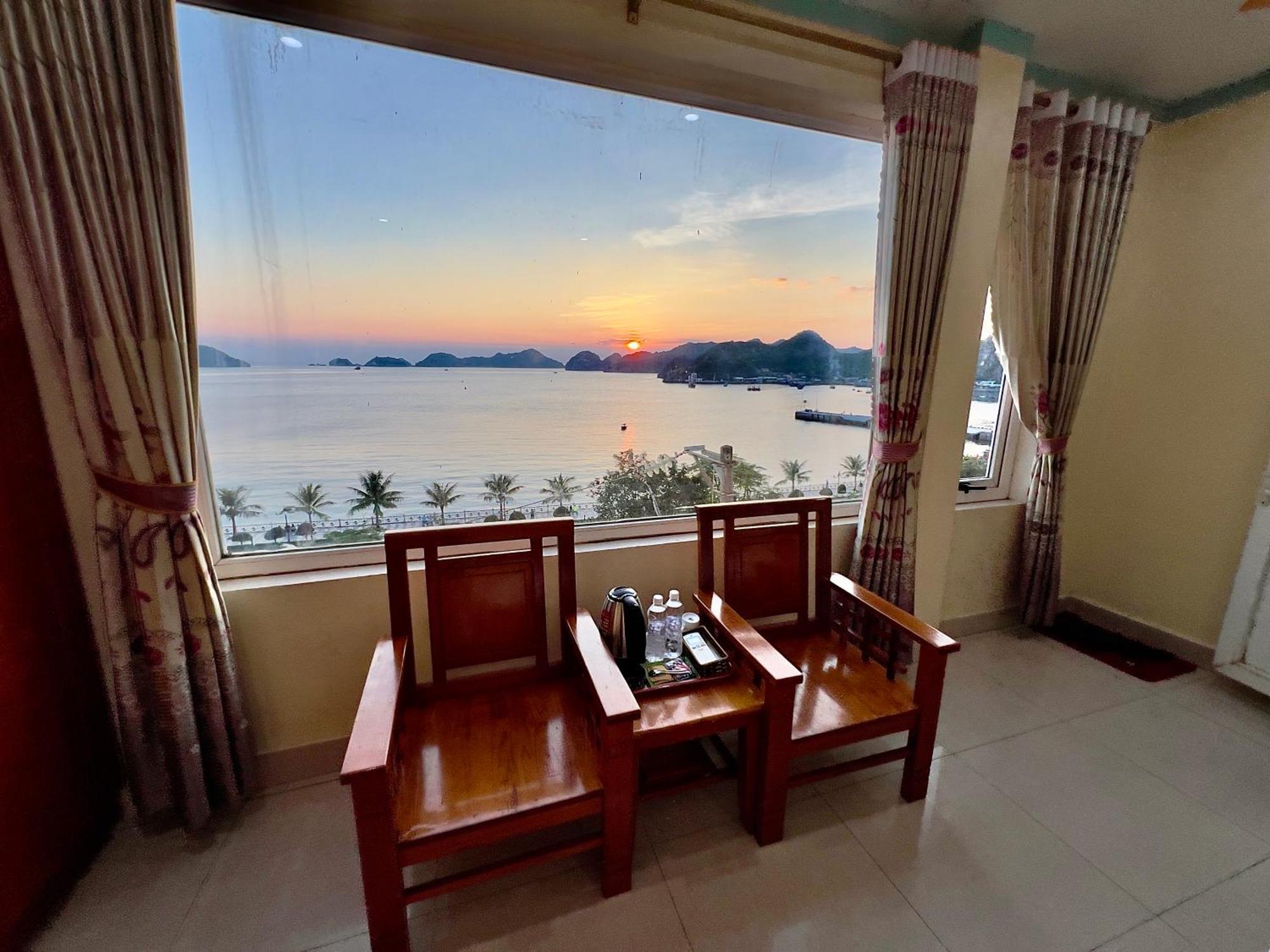 Manh Vuong Hotel Catba Dong Khe Sau Extérieur photo
