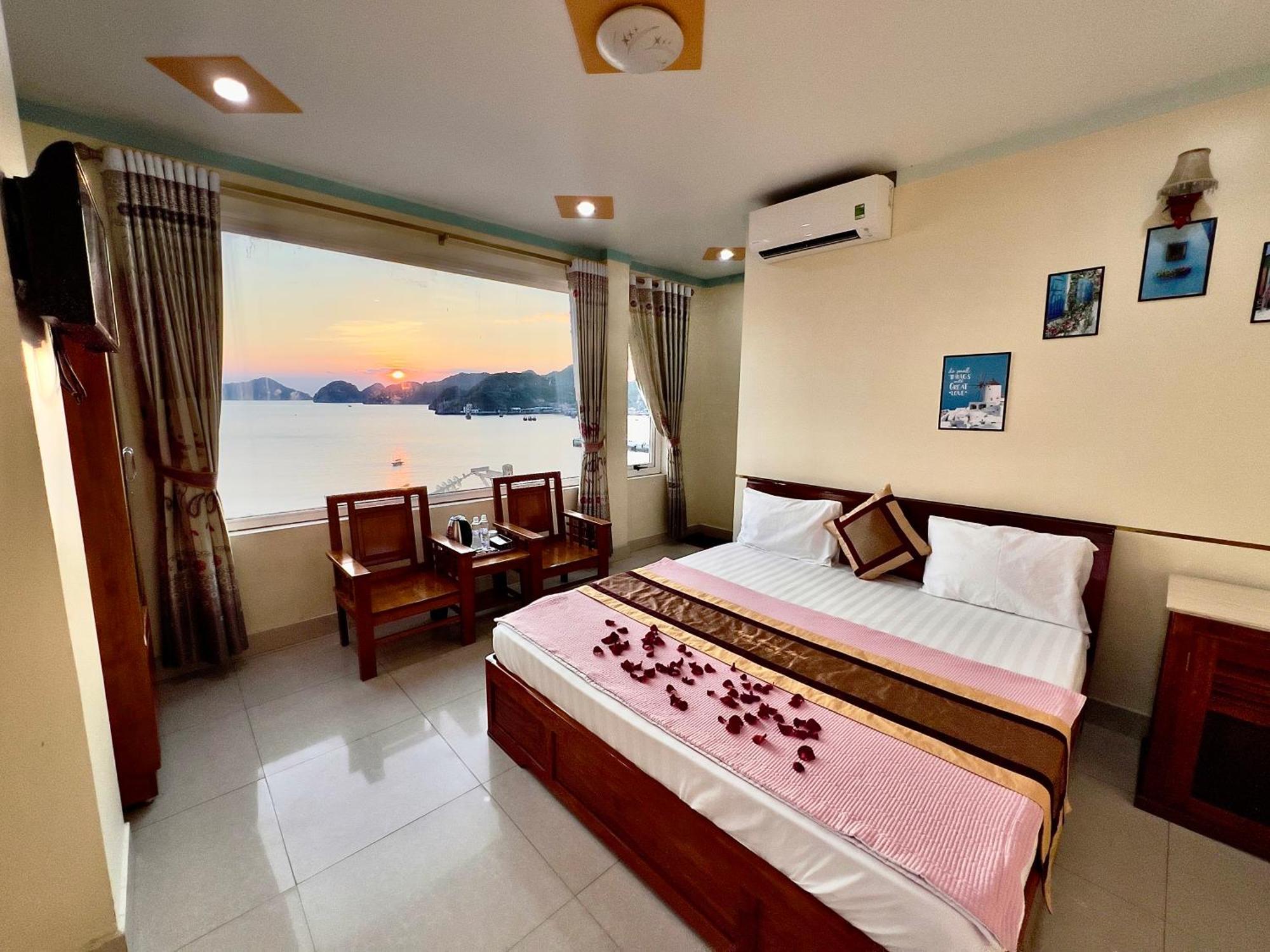 Manh Vuong Hotel Catba Dong Khe Sau Extérieur photo